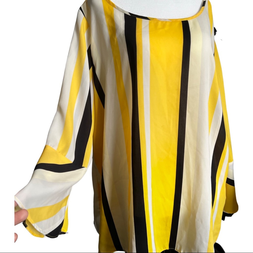 LAURA Plus - yellow plus size blouse
